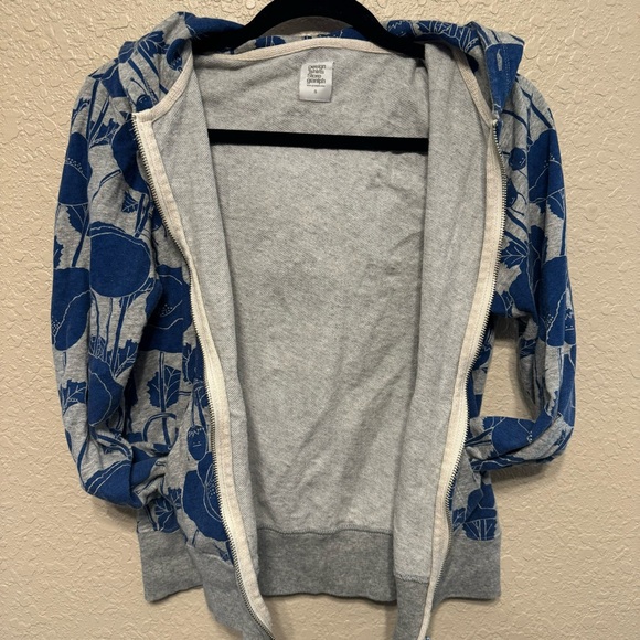 Women’s graphic print hoodie size small - Picture 4 of 8